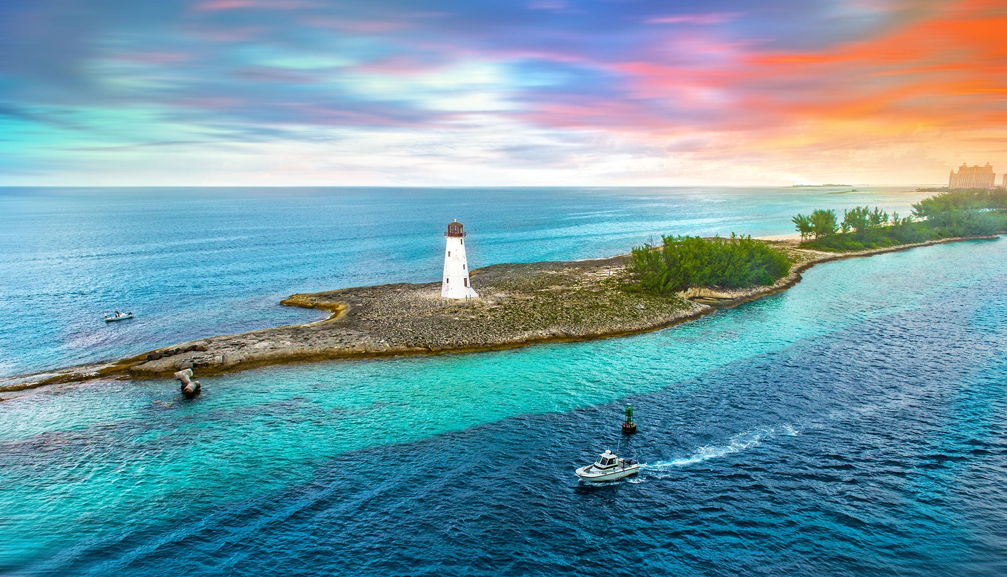 Nassau Harbour Lighthouse